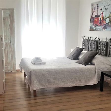 Bari Central Studio - Bari Centro Ngoại thất bức ảnh
